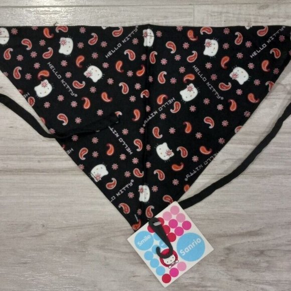 NWT Hello Kitty Sanrio Bandana - Picture 1 of 5
